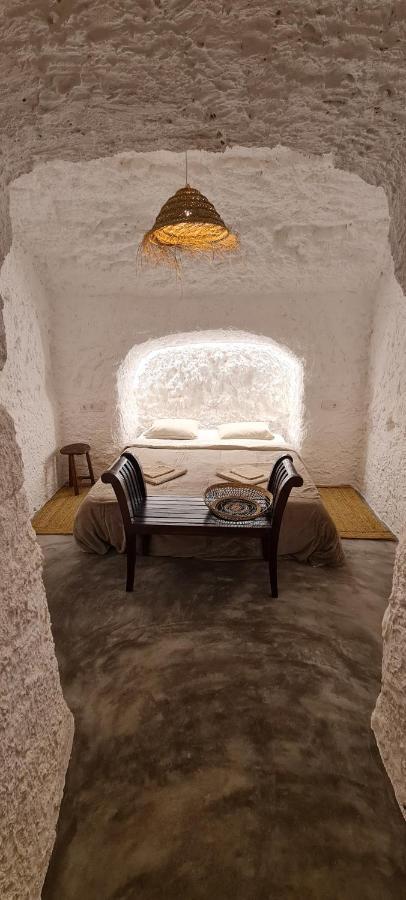 Cuevas Los Coloraos - El Bandido Villanueva de las Torres Bagian luar foto