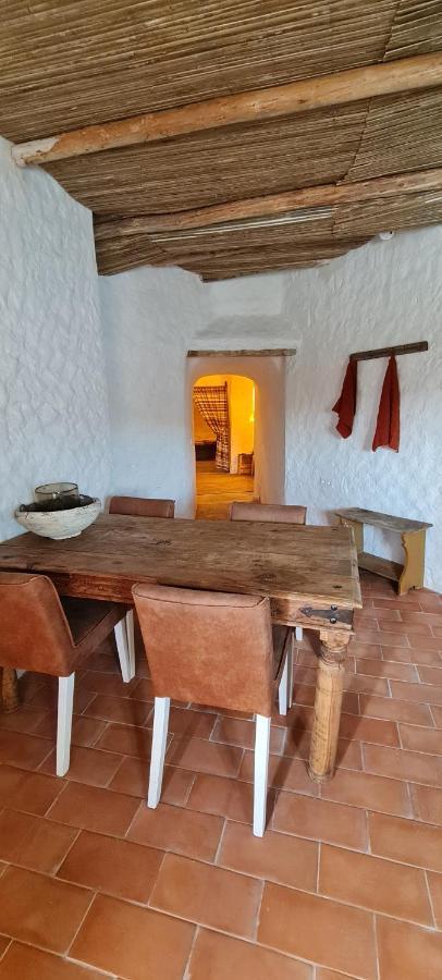 Cuevas Los Coloraos - El Bandido Villanueva de las Torres Bagian luar foto